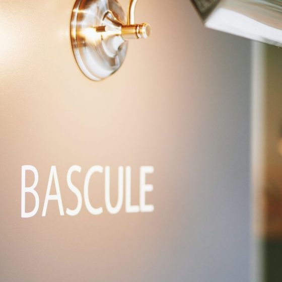 スイーツ界を震わせた『BASCULE（バスキュール）』（横浜・センター南）。美しく研ぎ澄まされたスイーツの全貌とは！