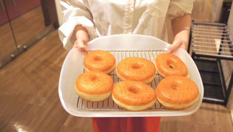 揚げたてを食べられるのはココだけ？「ミスドキッチン」（大阪・江坂）で最高のドーナツづくり体験！