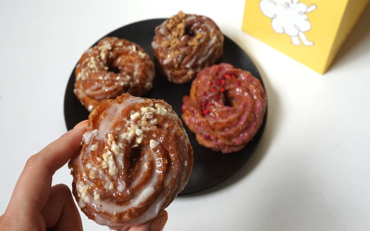 【東京・代々木公園】パティシエが作る日本発のフレンチクルーラー専門店「FRECKLE donuts」がグランドオープン！