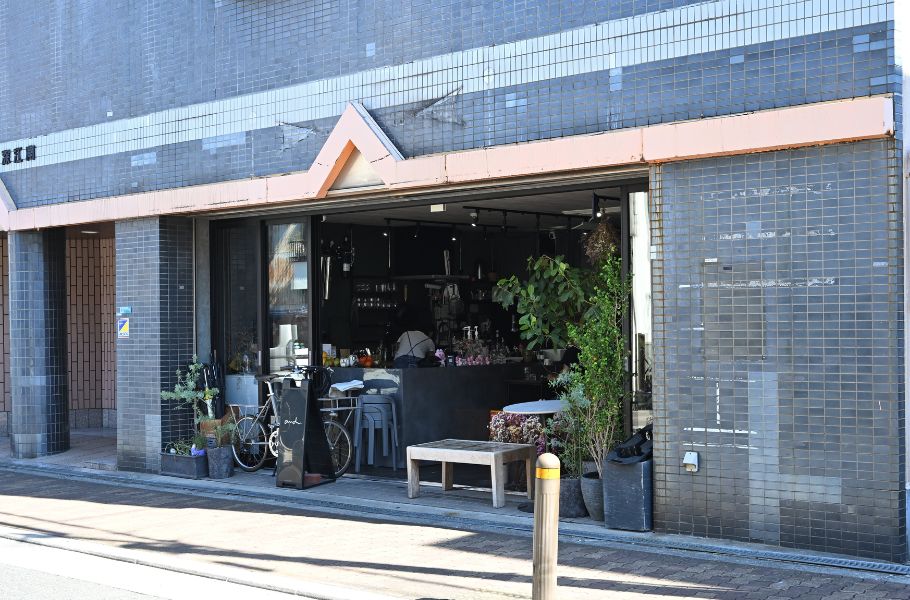 心ときめくビジュアルのフルーツカフェ「and. cafe」（大阪・新深江）。店主の愛とフルーツが盛り盛り盛りだくさん！