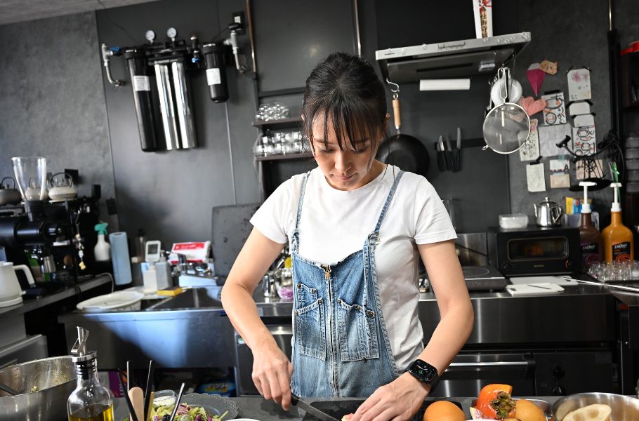 心ときめくビジュアルのフルーツカフェ「and. cafe」（大阪・新深江）。店主の愛とフルーツが盛り盛り盛りだくさん！