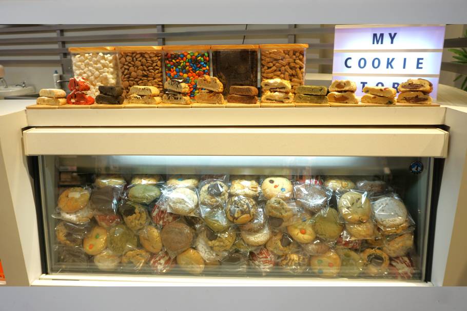 MY COOKIE STOREのショーケース