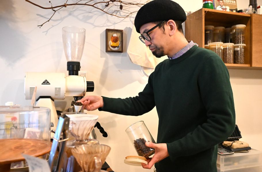 こんなティラミス初めて！と話題沸騰中。「ROOT COFFEE」（大阪・桃谷）“門外不出”の濃厚ティラミスを食べてみた