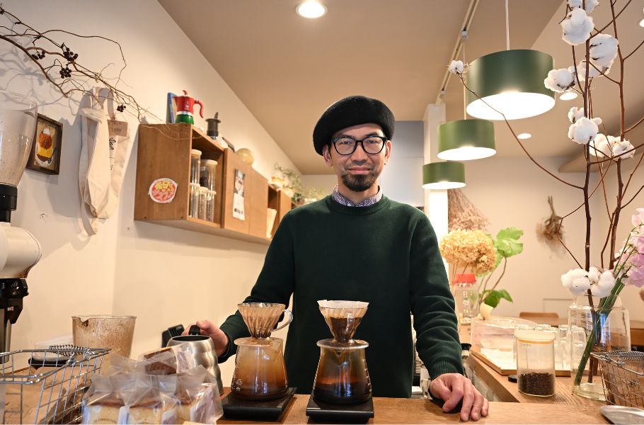 こんなティラミス初めて！と話題沸騰中。「ROOT COFFEE」（大阪・桃谷）“門外不出”の濃厚ティラミスを食べてみた