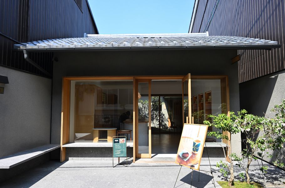 300年の老舗が紡ぐ、新たな奈良スイーツ文化—「奈良御菓子製造所 ocasi」で味わう三つの菓子